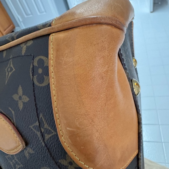 Authentic Louis Vuitton Beverly hand bag in monogram - Picture 11 of 14